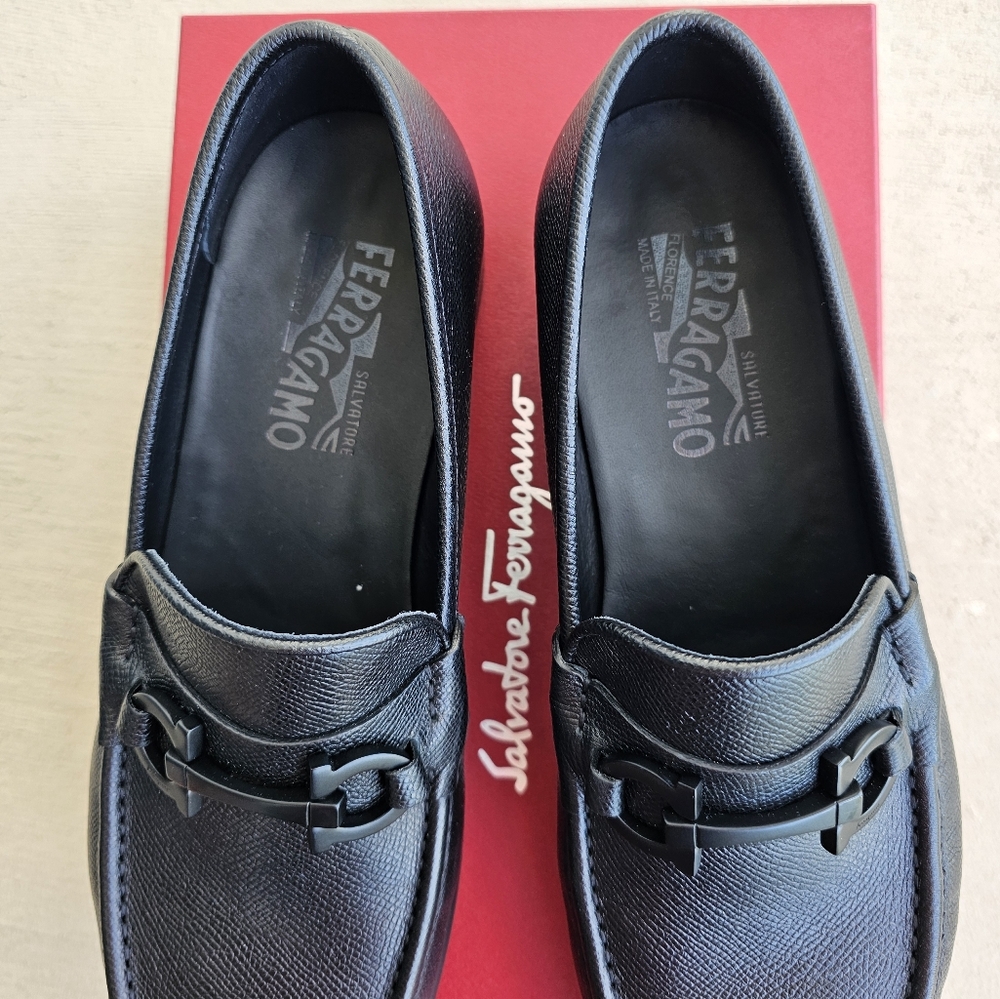 Ferragamo Men's Gancini Crown Bit Leather Loafers - Picture 11 of 16